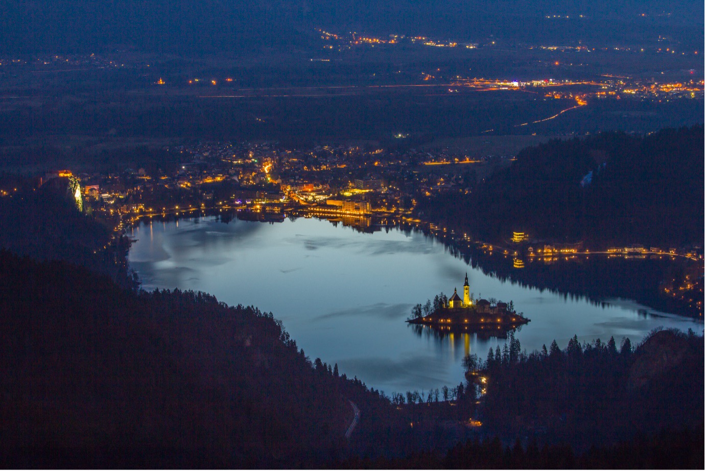 Bled panorama by night, photo- Miro Zalokar